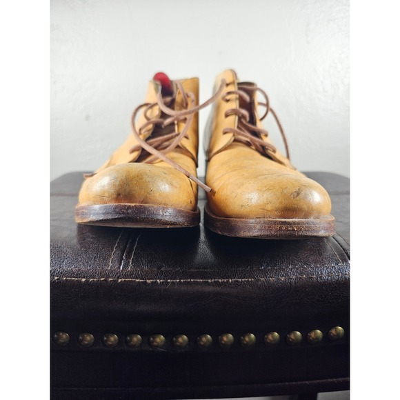 John Fluevog Yellow Camel Tan Lace Leather Preppy Honor is Strength Boots sz 8